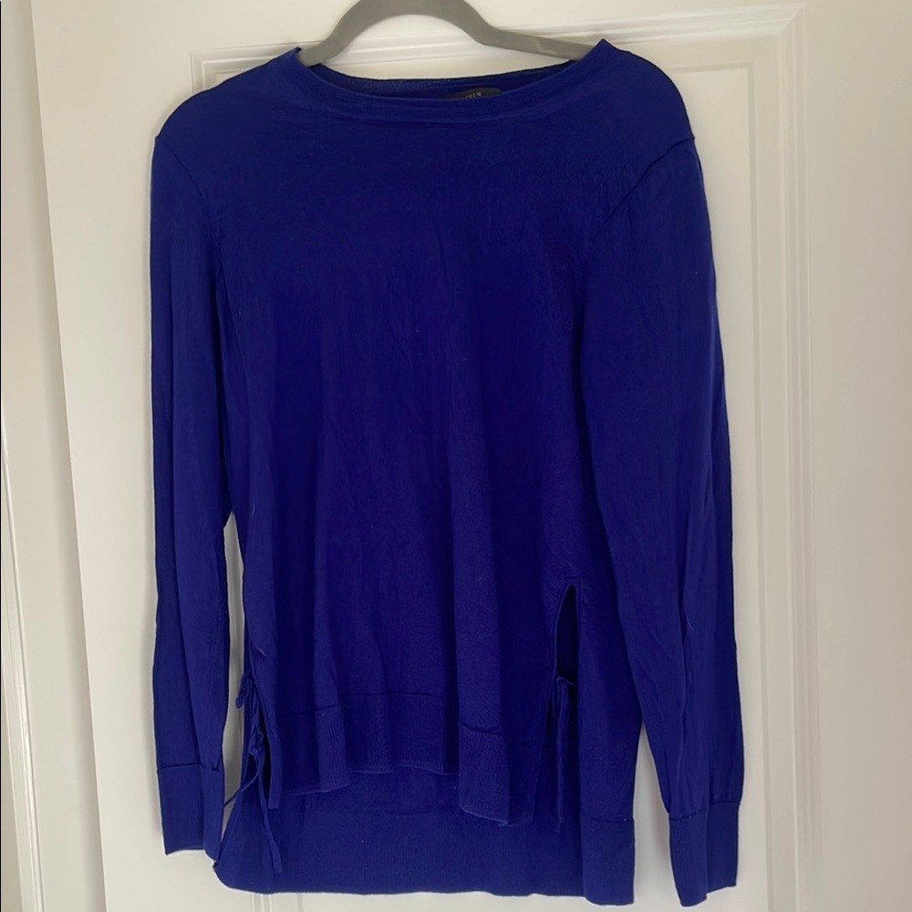 Elegant Blue Women's Sweater